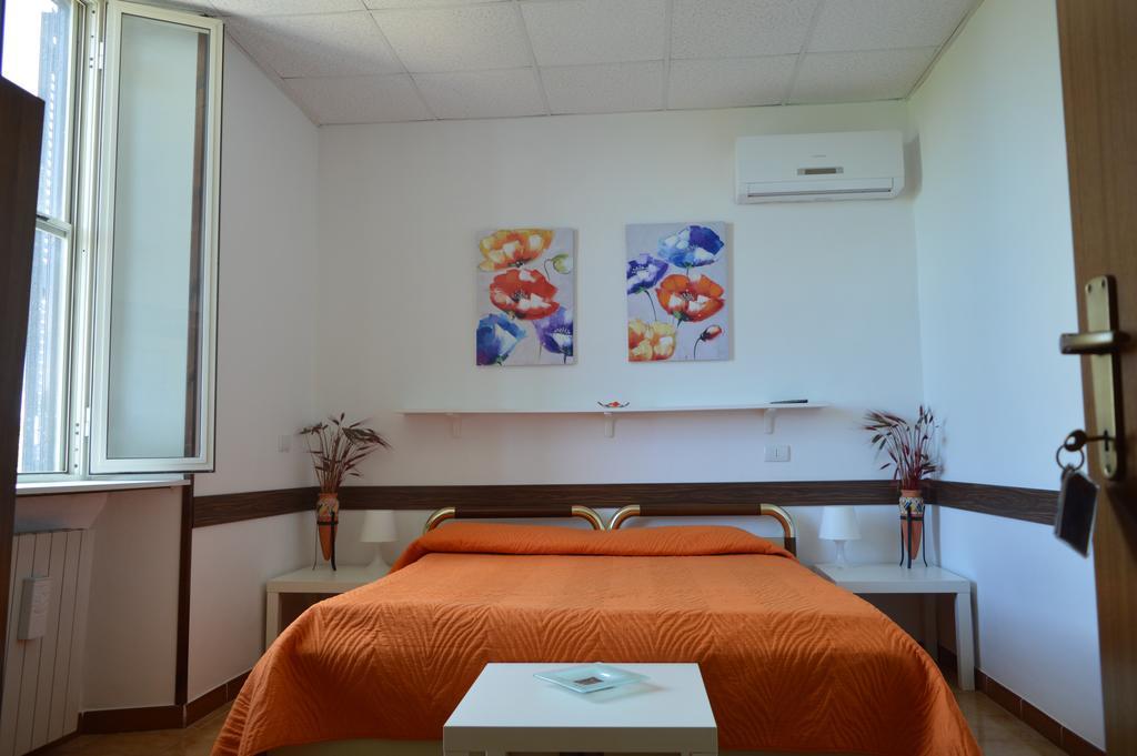 צ'יוויטווקיה Albergo Ollolai מראה חיצוני תמונה