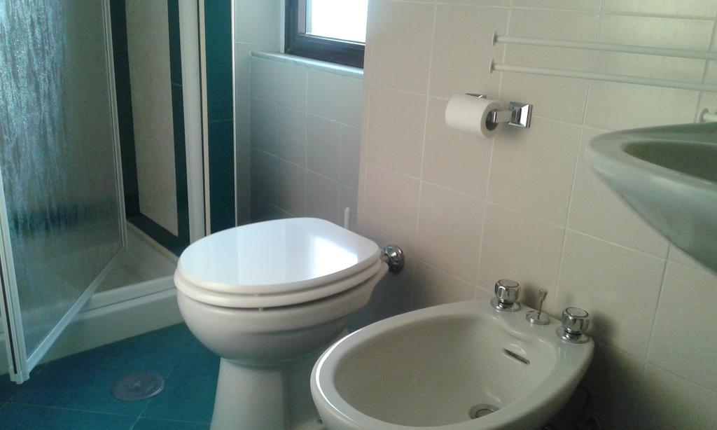 צ'יוויטווקיה Albergo Ollolai מראה חיצוני תמונה